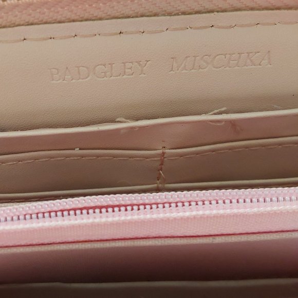 Badgley Mischka Pink Braid Quilted Faux Leather Zip Around Long Wallet. - Picture 6 of 7